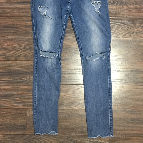 Hollister Jeans - Picture 3 of 5